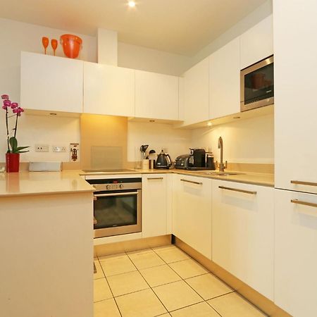 Riverside 1 Bed Apartment Londres Extérieur photo