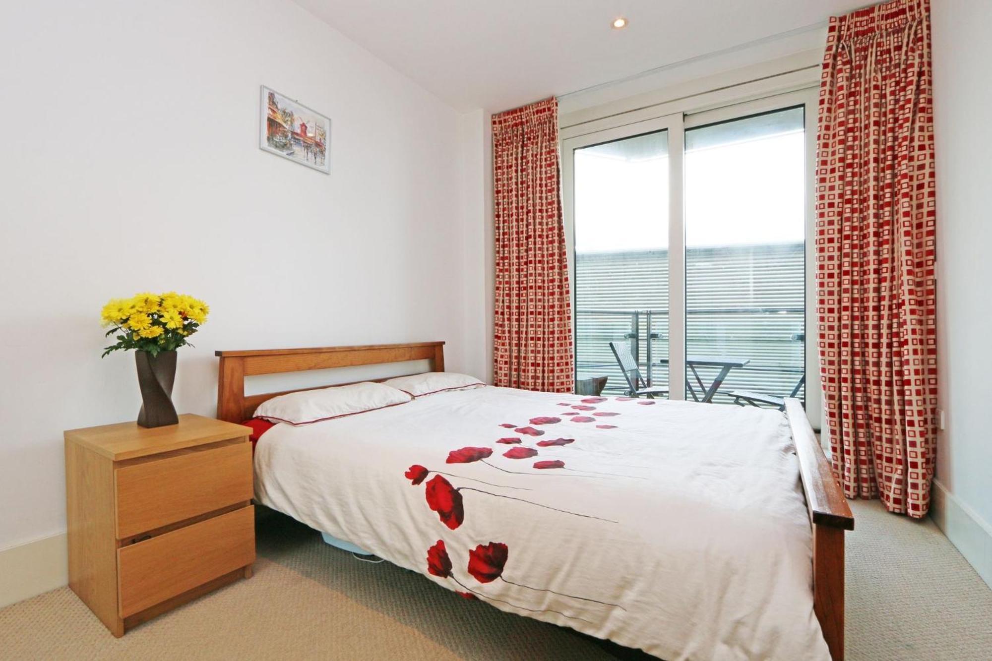 Riverside 1 Bed Apartment Londres Extérieur photo